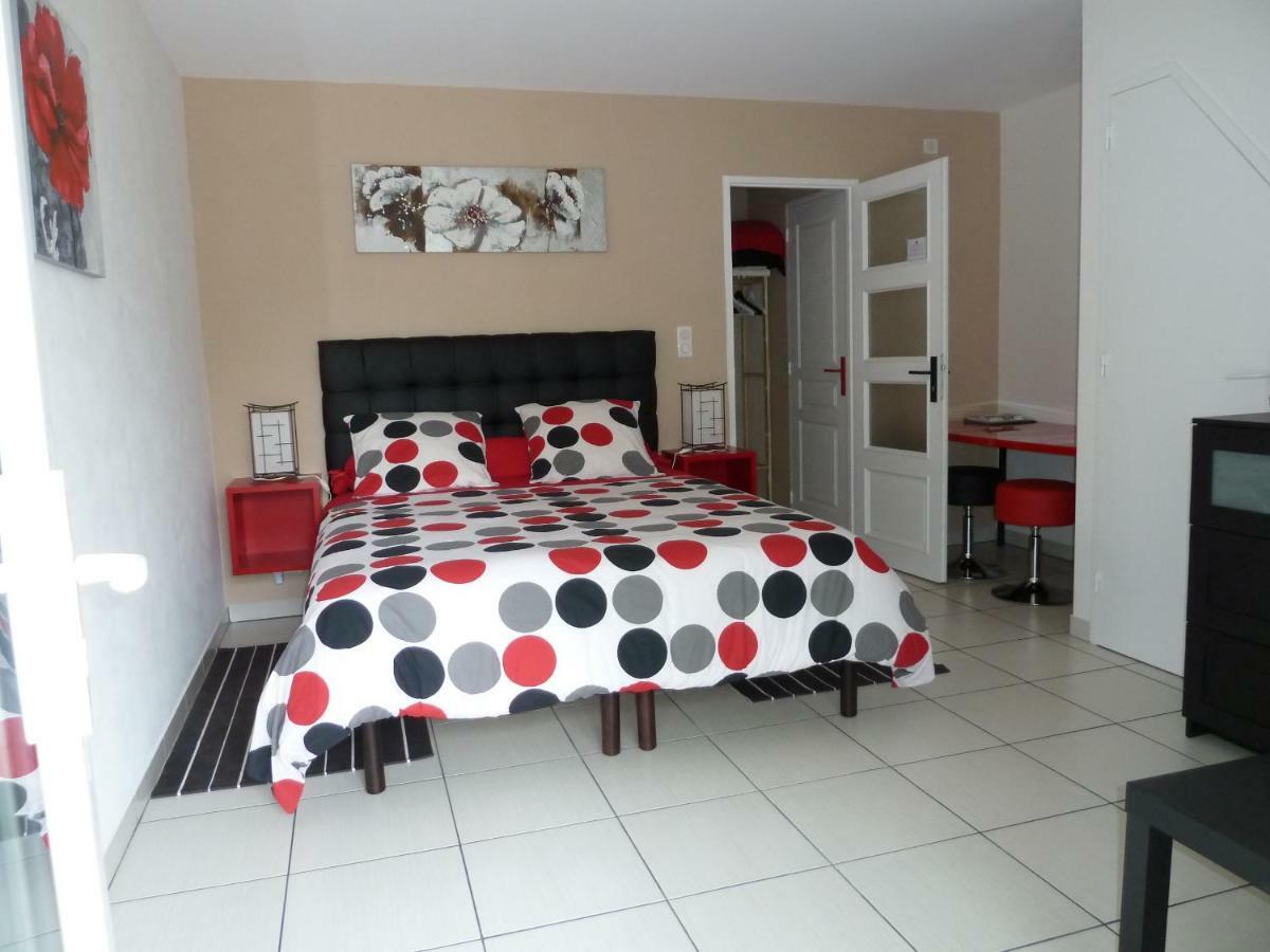 En Rouge Et Noir Bed and Breakfast Monbazillac Buitenkant foto